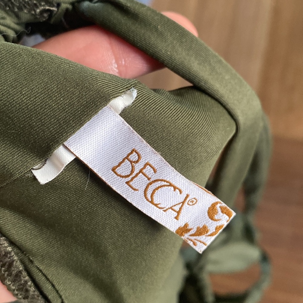 Becca swim top - Picture 4 of 4